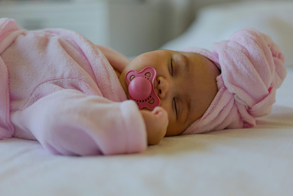 2-nos-conseils-pour-la-nuit-de-bebe-bien-dormir-en-toute-serenite